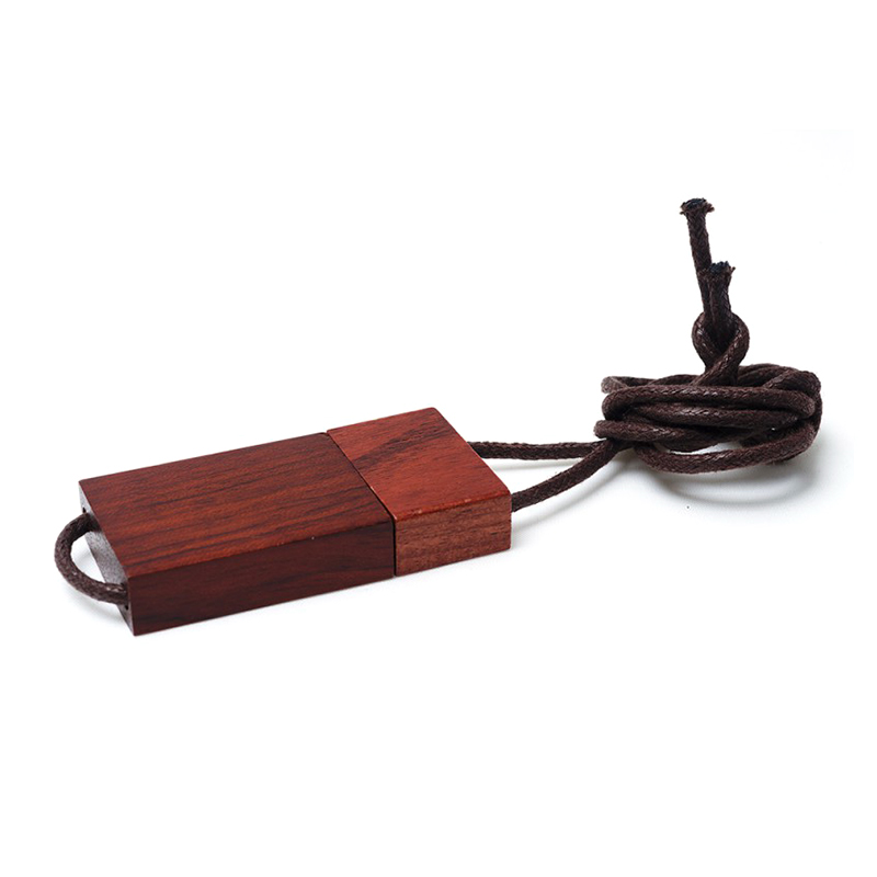 Træ USB-stick med snor - Billede 3